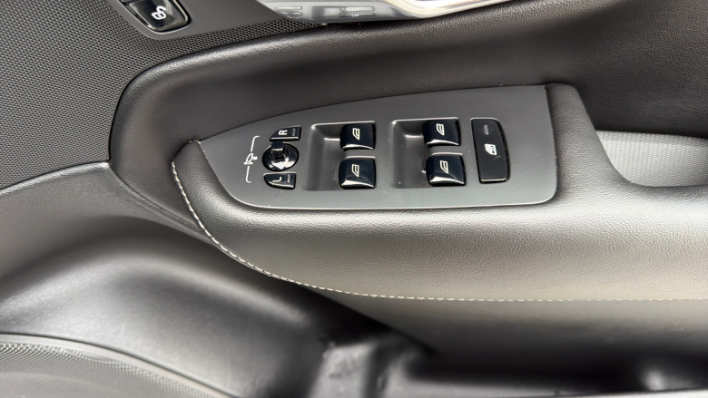 Volvo Xc90 2.0 B5D [235] Inscription 5dr AWD Geartronic Diesel Estate